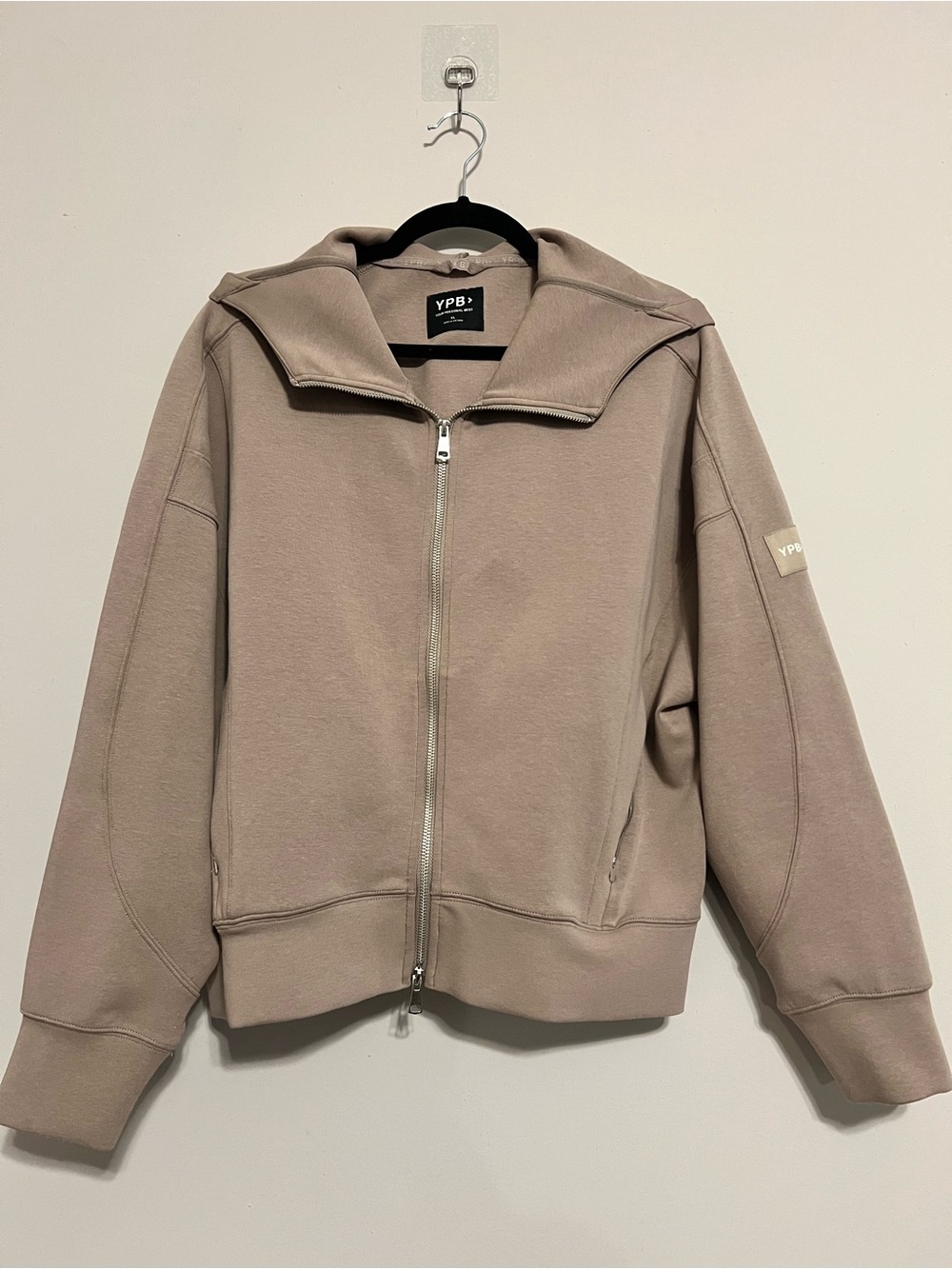 Abercrombie & Fitch YPB Zip-Up Hoodie in Taupe | Women’s XL